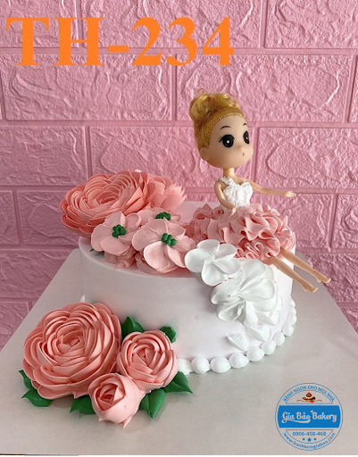 bánh kem in hình búp bê bánh kem in hình búp bê